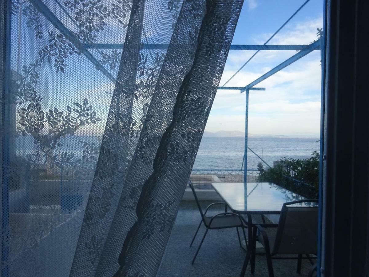 Antony'S Apartment Sea View Tiros Exterior photo